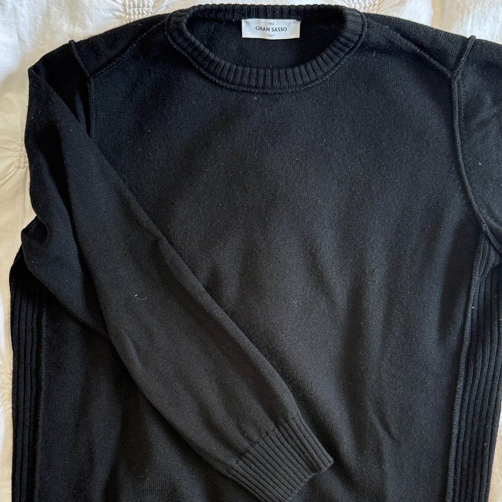 Gran Sasso Classic Black Crewneck Sweater